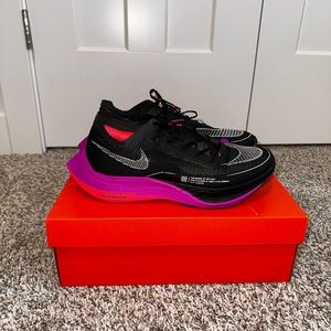 Nike Zoom x Vaporfly Next % 2 sz 9.5